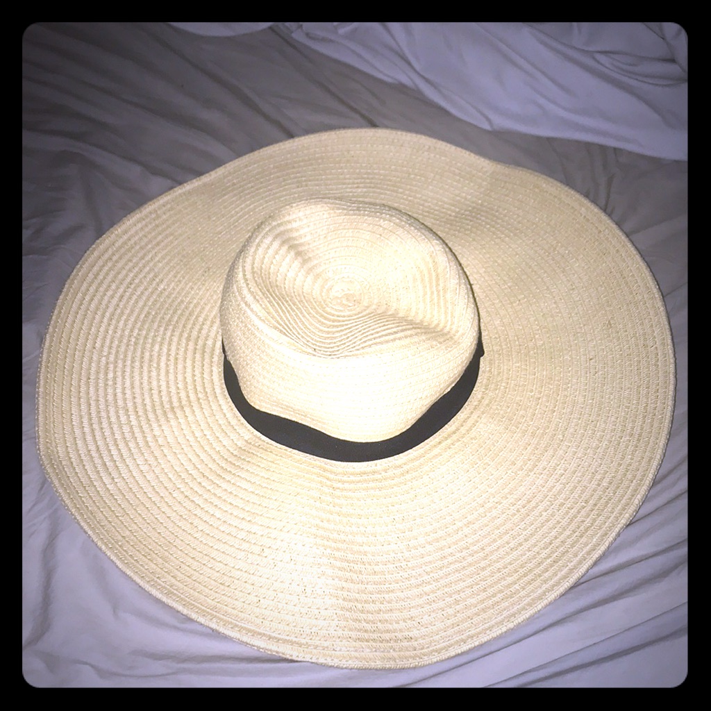 Large Floppy Hat